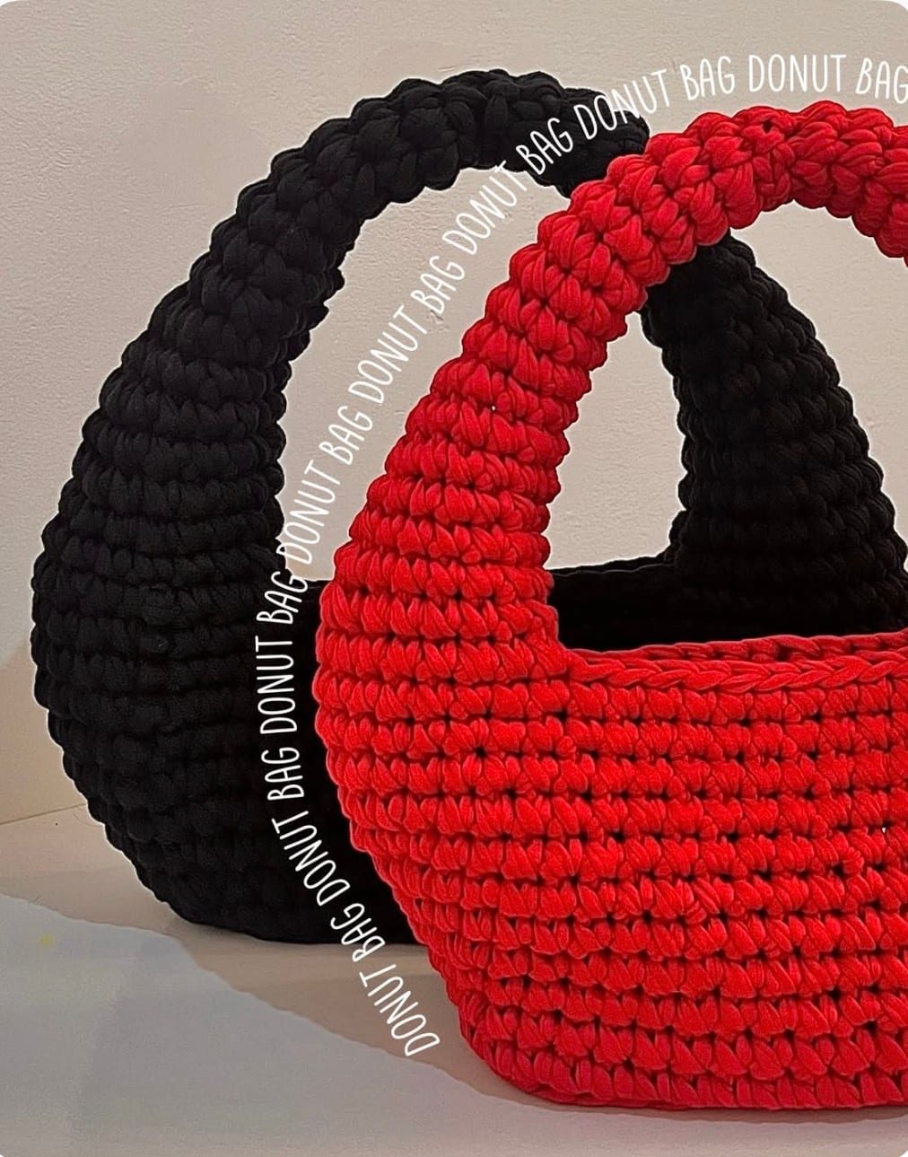 DONUT bag — pieza de crochet tejida a mano por Dahila